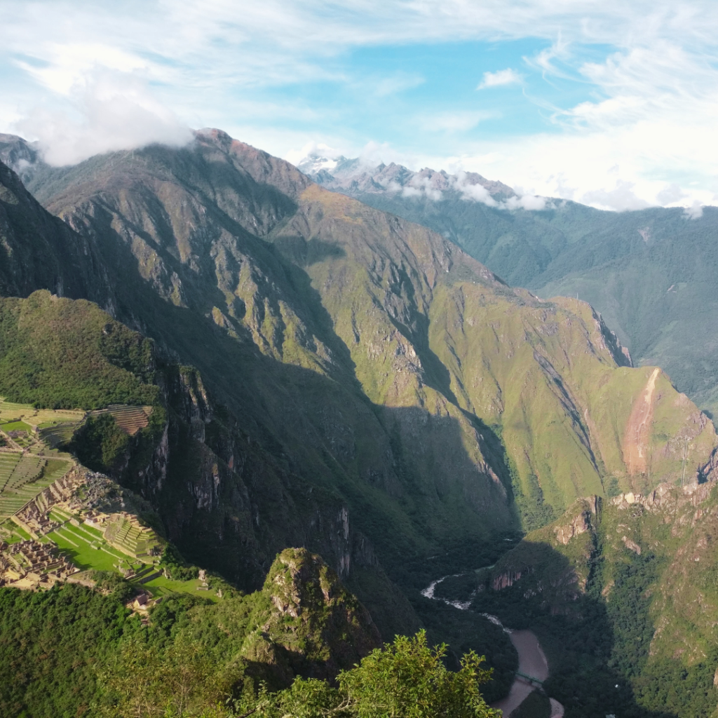 Views of the Andes Mountains surrounding the Machu Picchu, overlooking the Sacred Valley and the Río Urubamba, Eastern Andes Mountains (Andean Mountain Range, Cordillera de los Andes in Spanish), Urubamba Province, Cusco Region, Peru